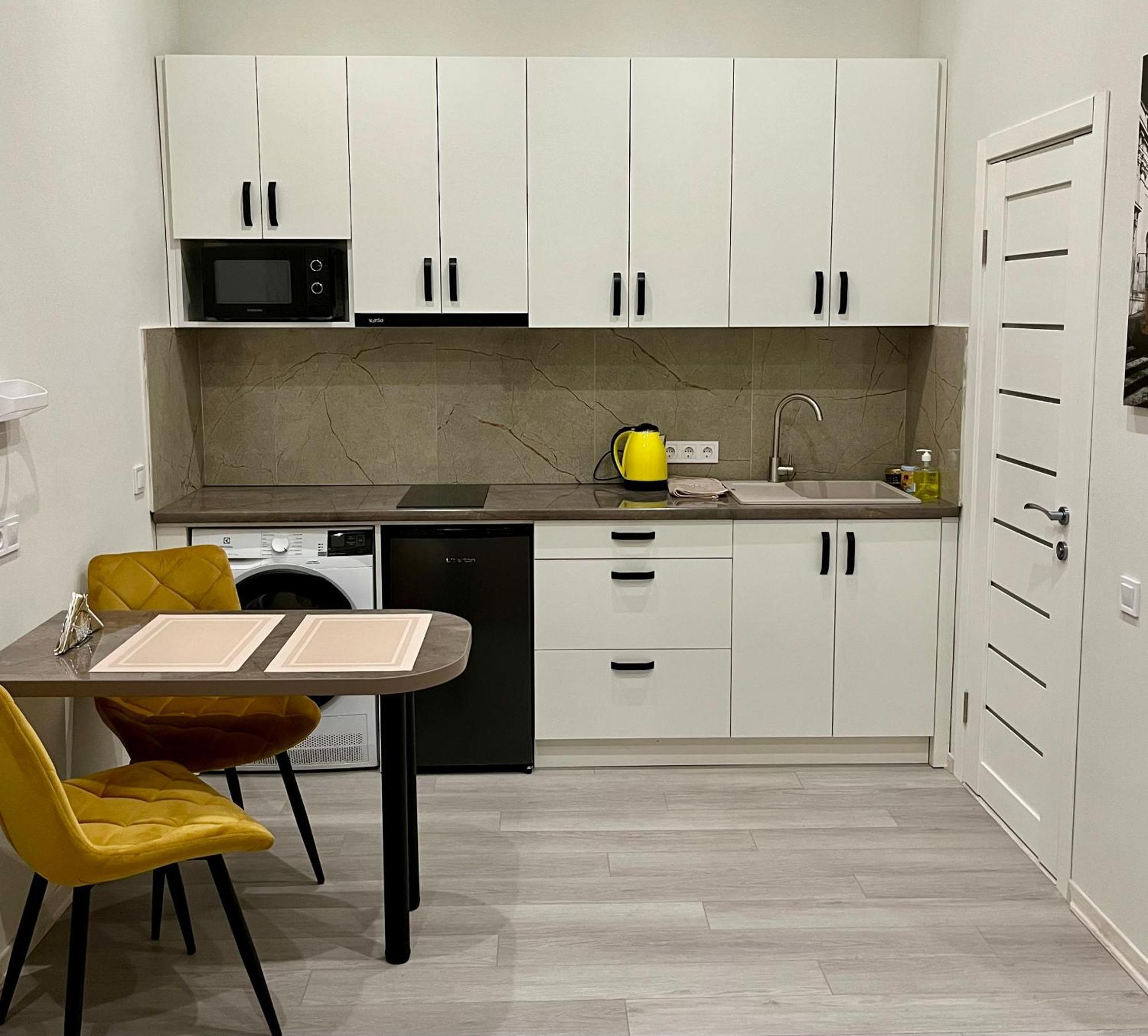 Park Apartment *